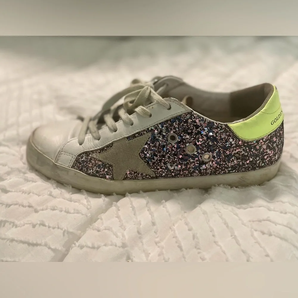 Women's Super-Star - Picture 3 of 5